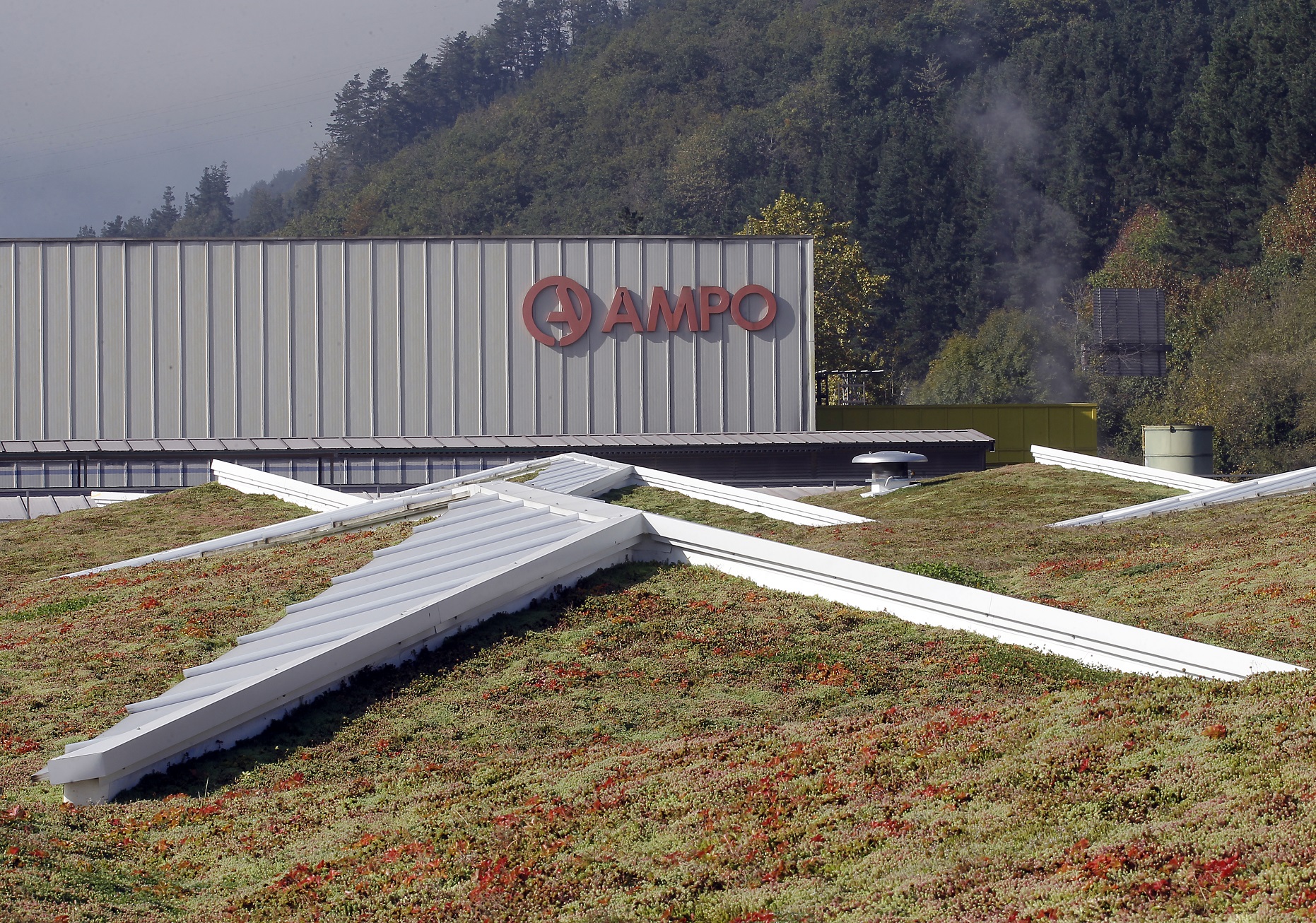 Green roof AMPO Headquarters Spain
