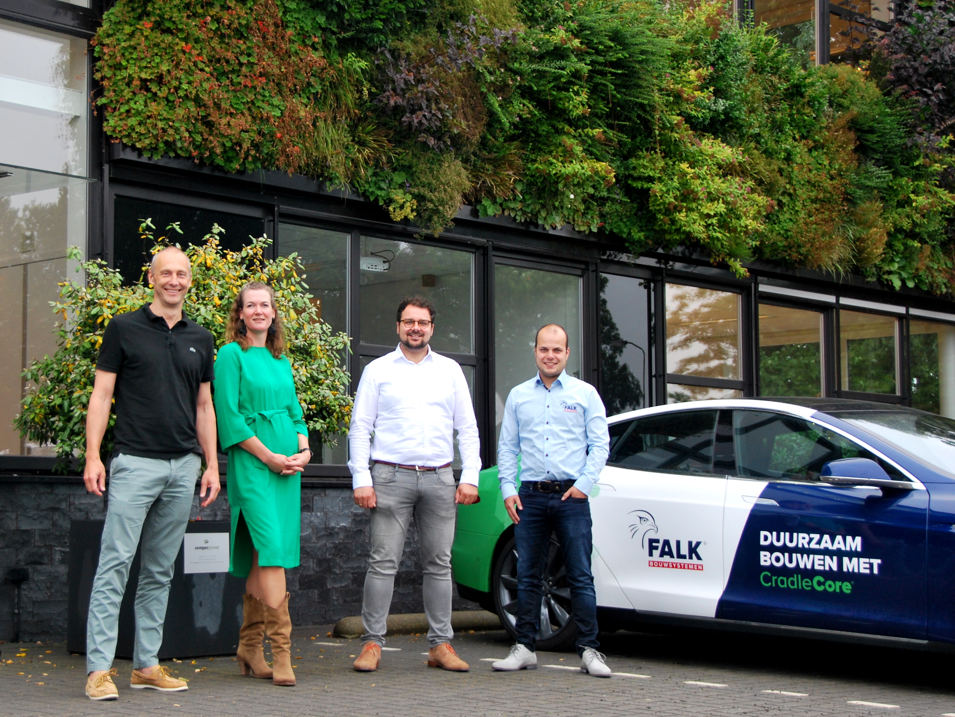 Foto samenwerking FALK en Sempergreen