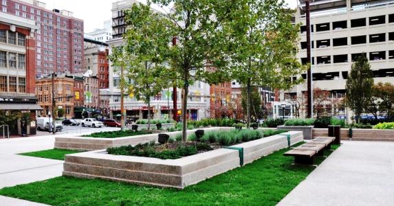 Green ground covering for contractors