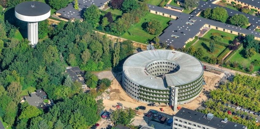 Parking hôpital 5