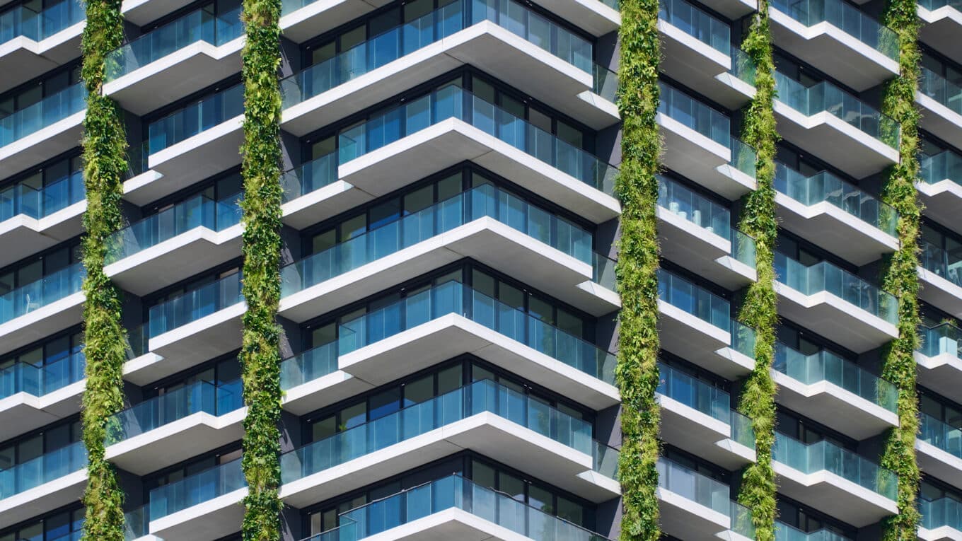 SemperGreenwall eden tower Frankfurt