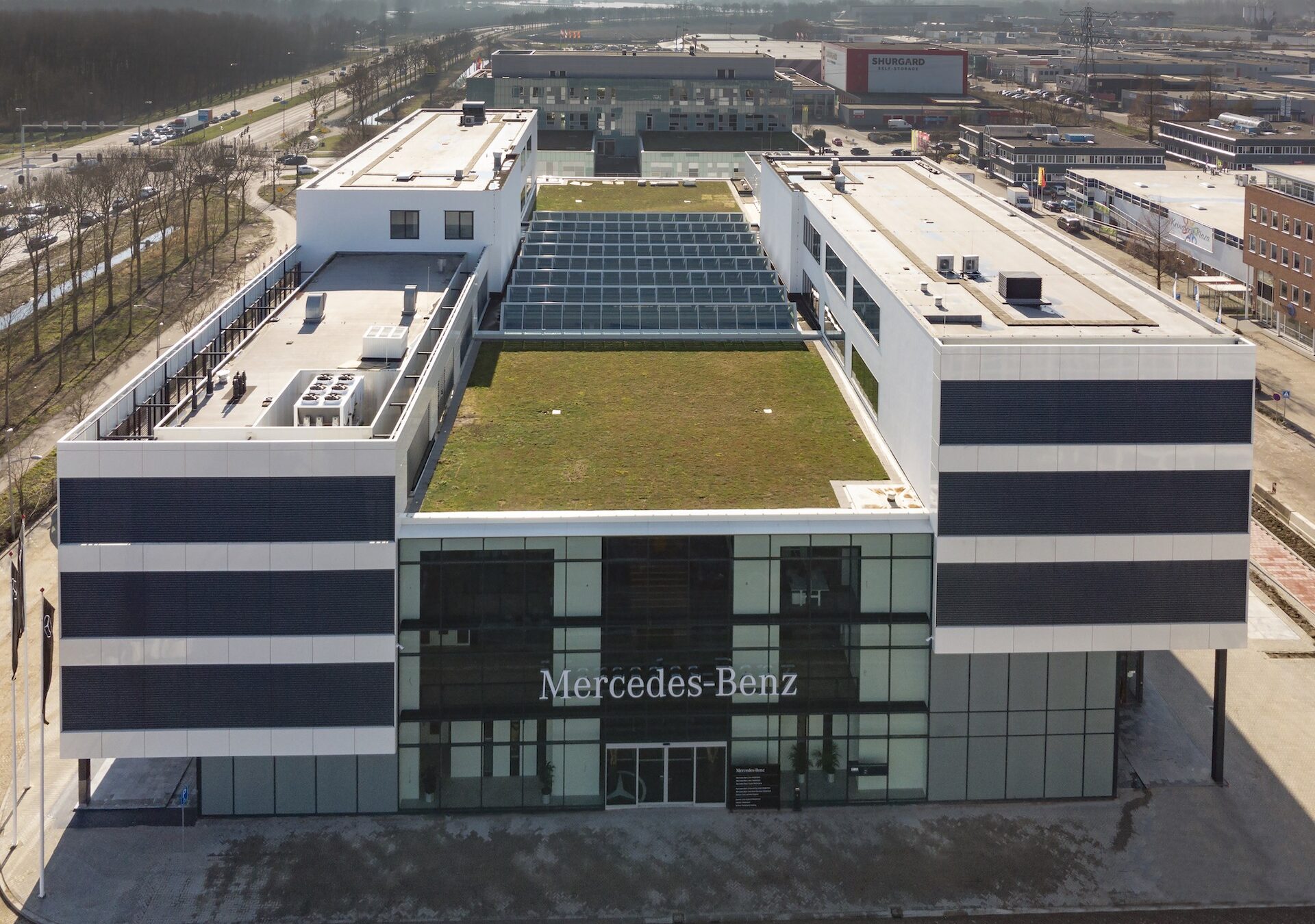 Mercedes Benz urban greening Nieuwegein