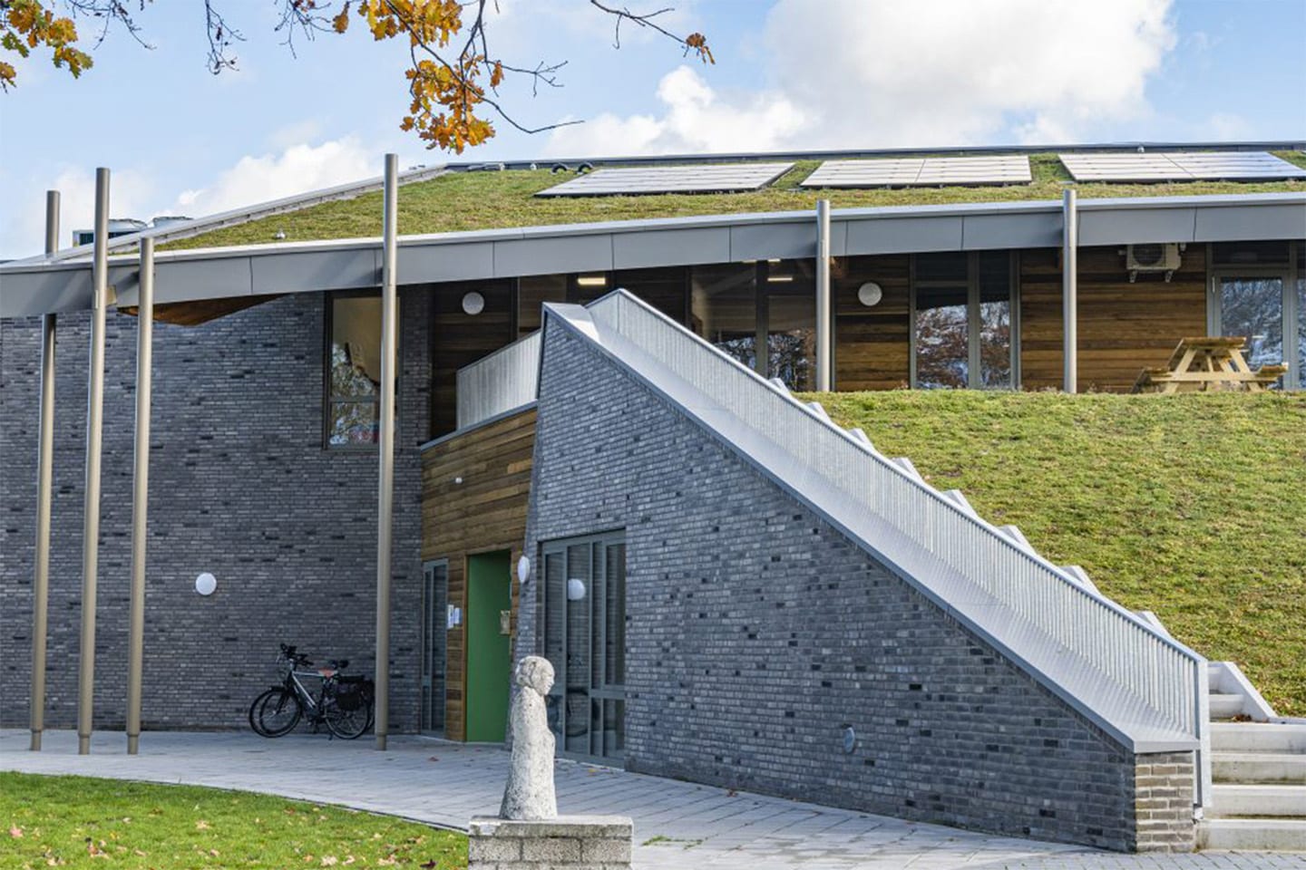green roof in school in waalwijk