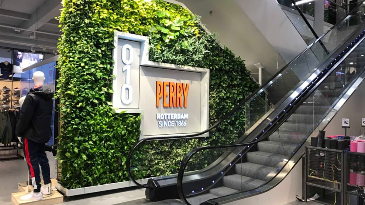 SemperGreenwall store Perry sport Rotterdam