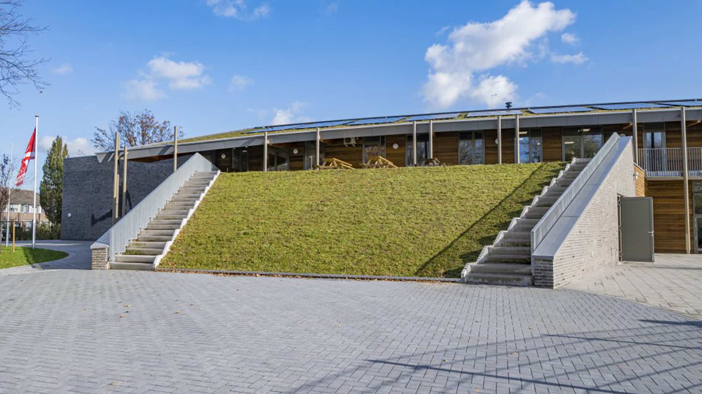groendak op kindcentrum waalwijk