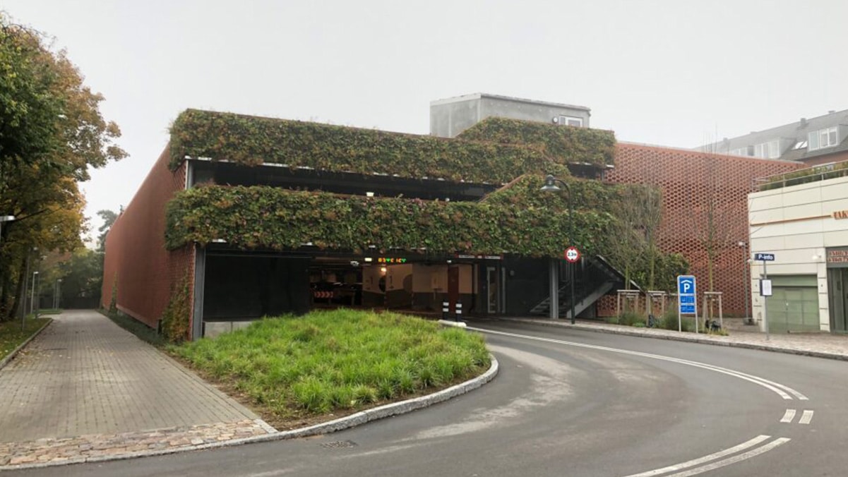 SemperGreenwall Parkinggarage Roskilde