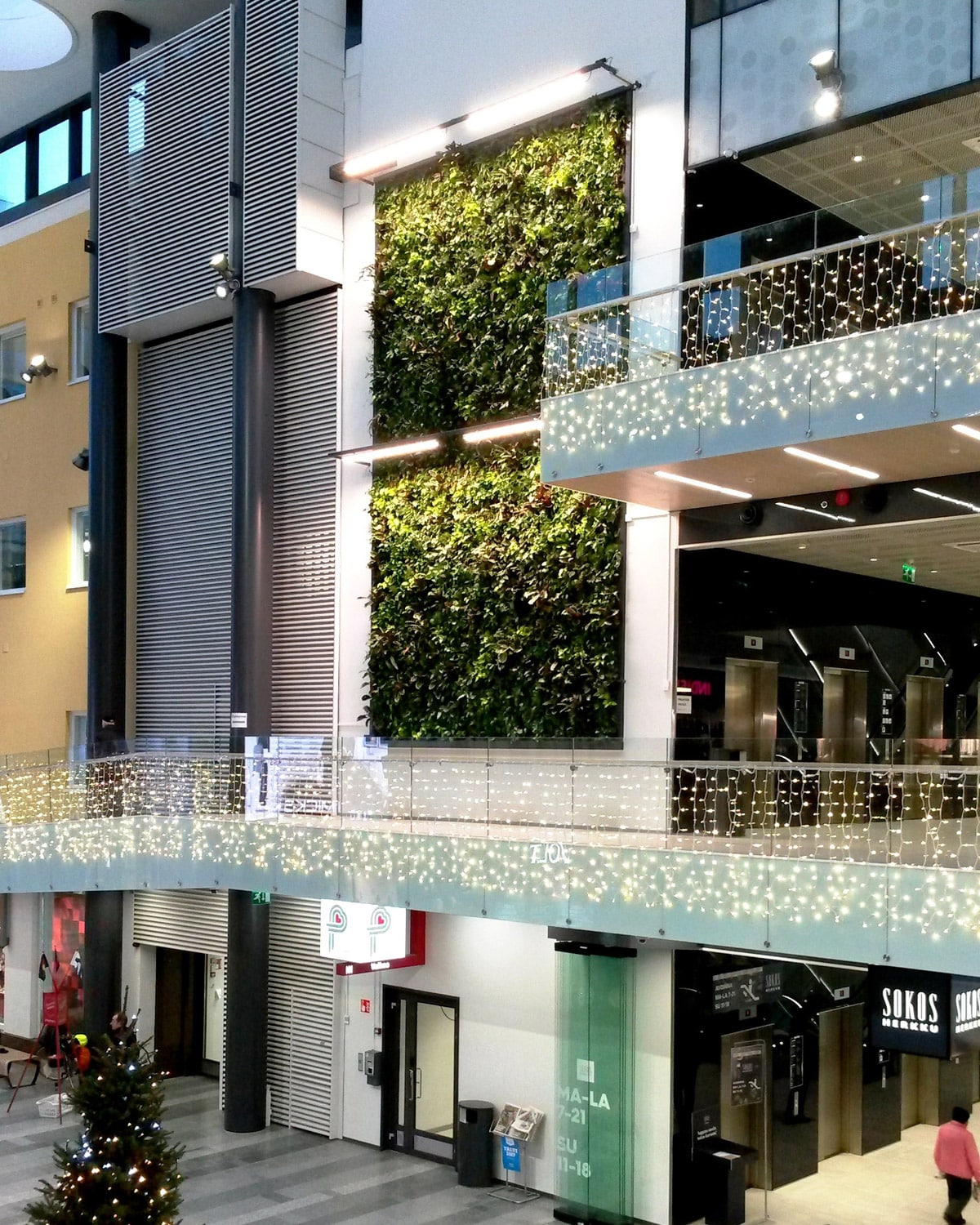 SemperGreenwall Valkea mall Oulu Finland
