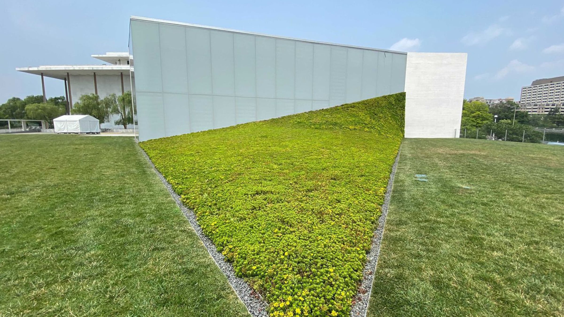 Sempergreen-green-roof-